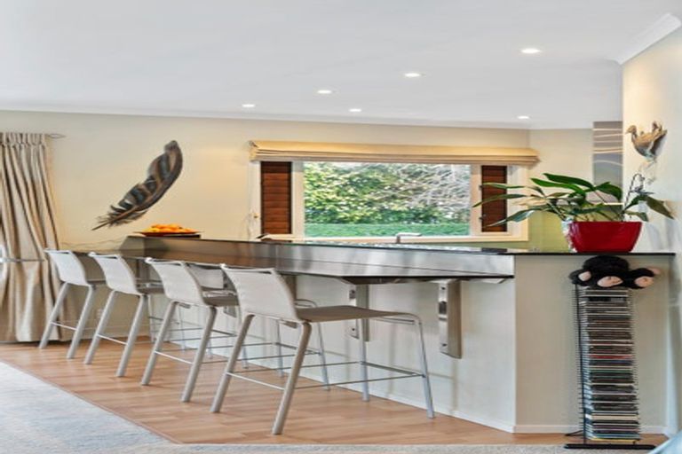 Photo of property in 205a Hurstmere Road, Takapuna, Auckland, 0622