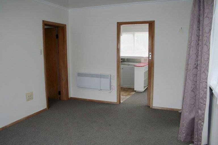 Photo of property in 2a Clutha Avenue, Khandallah, Wellington, 6035