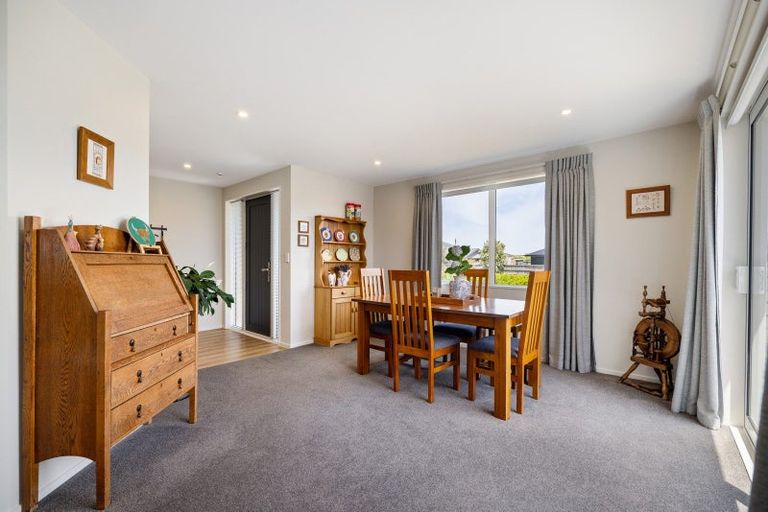 Photo of property in 4 Loe Place, Amberley, 7410