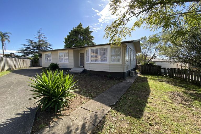 Photo of property in 27 Astor Place, Manurewa, Auckland, 2102