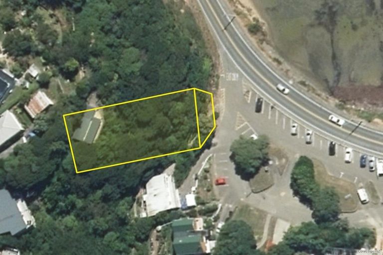 Photo of property in 72 Paremata Road, Paremata, Porirua, 5024