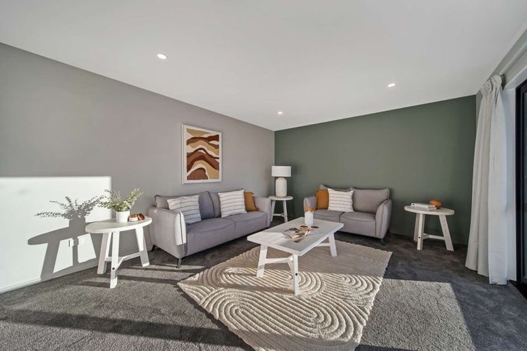 Photo of property in 1 Harrier Place, Amberley, 7410