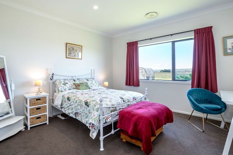 Photo of property in 33 Spencer Lane, Greytown, 5712