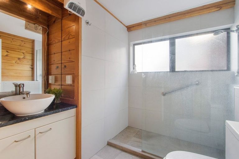 Photo of property in 63 Kayelene Place, Omokoroa, 3114