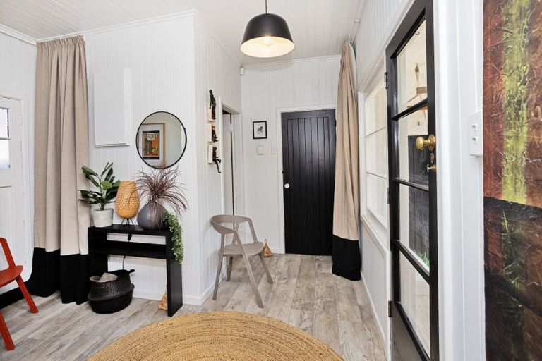 Photo of property in 2 Russel Street, Gladstone, Invercargill, 9810