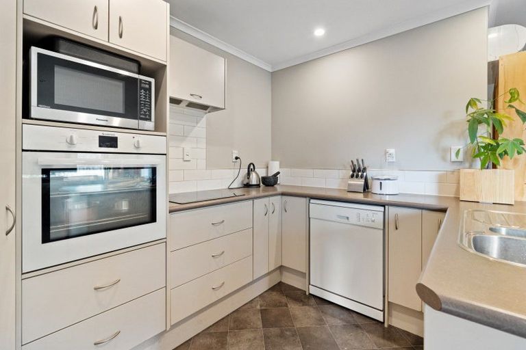 Photo of property in 93 Kinloch Way, Bethlehem, Tauranga, 3110