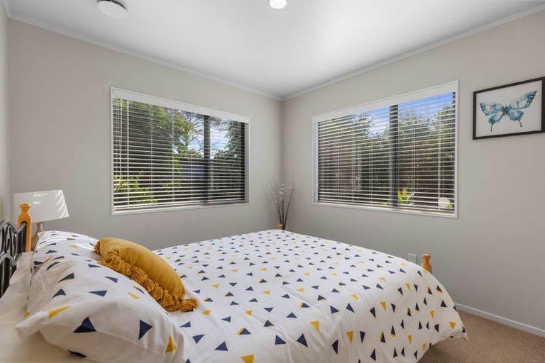 Photo of property in 28 Webb Place, Papamoa Beach, Papamoa, 3118