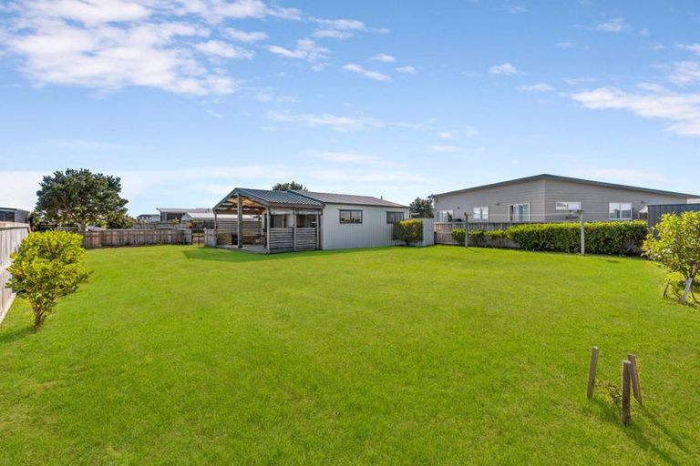 Photo of property in 184 Ngaio Drive, Matarangi, Whitianga, 3592