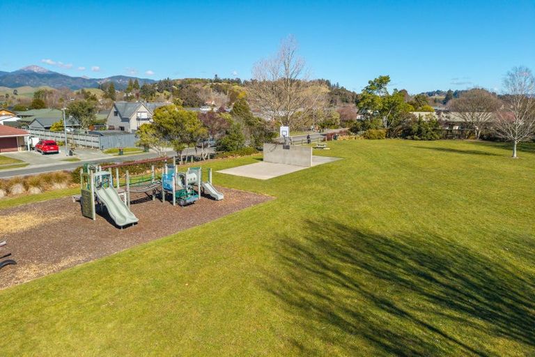 Photo of property in 10 Whiting Drive, Wakefield, 7025