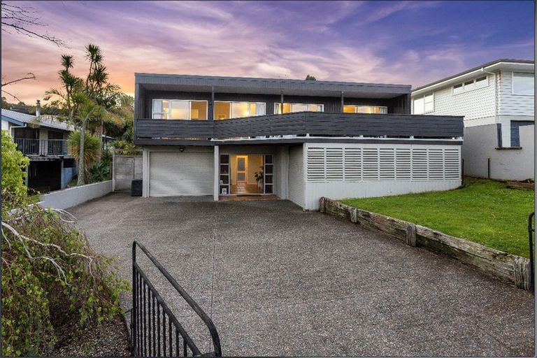 Photo of property in 3 Dunraven Place, Torbay, Auckland, 0630