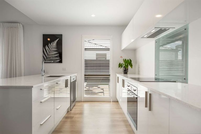 Photo of property in 4 Borthwick Street, Belfast, Christchurch, 8051