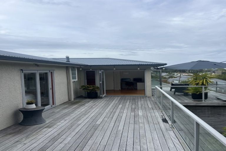 Photo of property in 2/25 Wolsley Avenue, Milford, Auckland, 0620