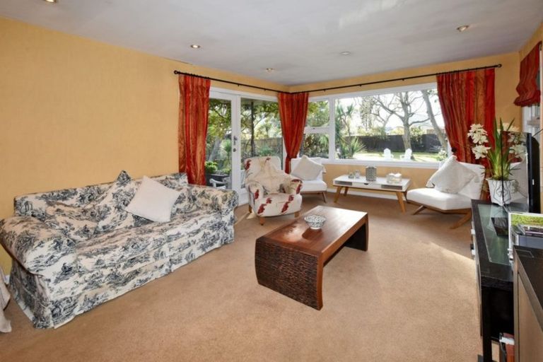 Photo of property in 132 Bishop Street, St Albans, Christchurch, 8014