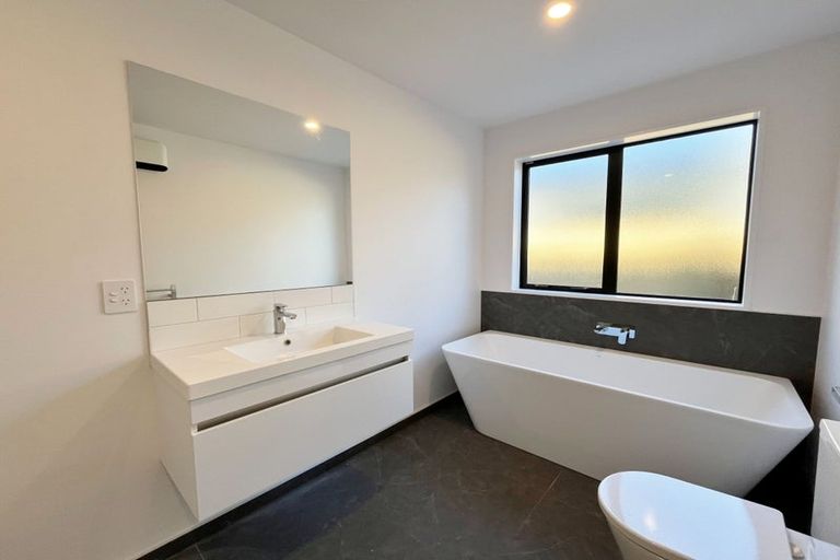 Photo of property in 30 Llew Summers Street, Belfast, Christchurch, 8051