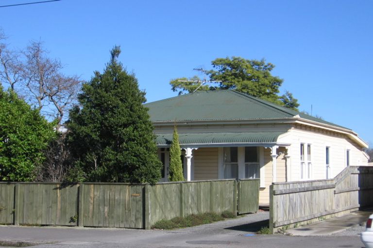 Photo of property in 77 Lincoln Road, Masterton, 5810