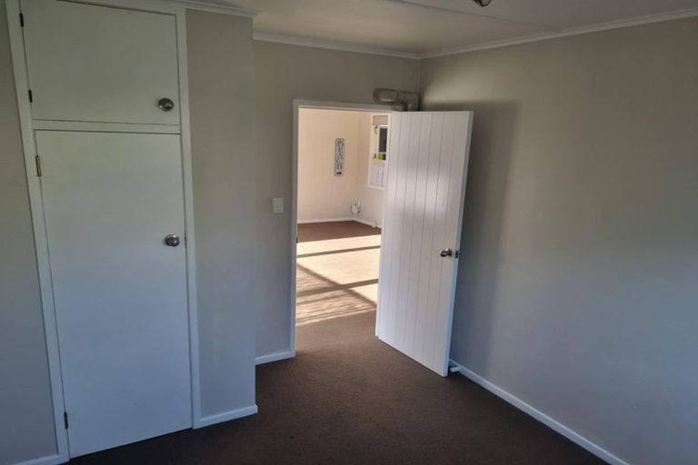 Photo of property in 834a Whangaparaoa Road, Manly, Whangaparaoa, 0930