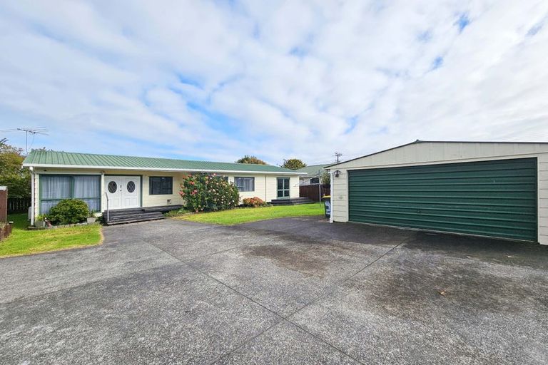 Photo of property in 26a Cosgrave Road, Papakura, 2110