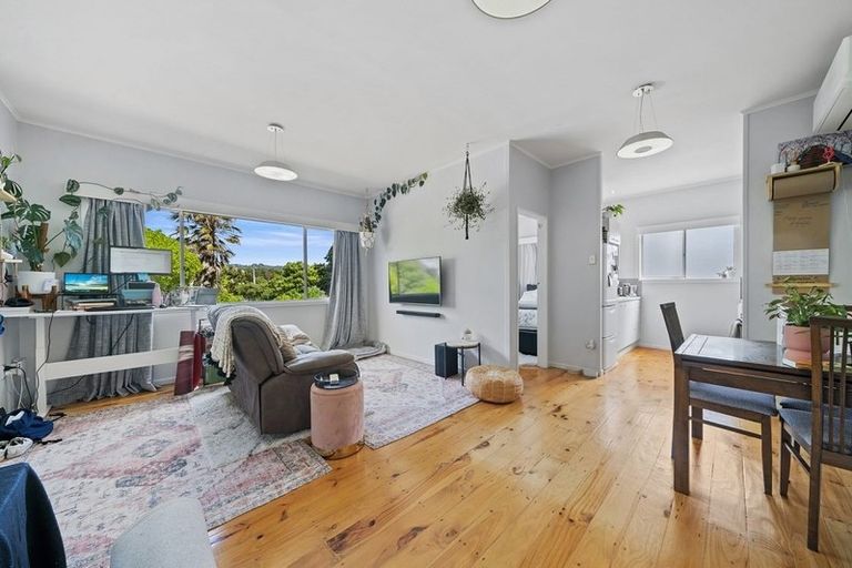 Photo of property in 71f Randwick Crescent, Moera, Lower Hutt, 5010