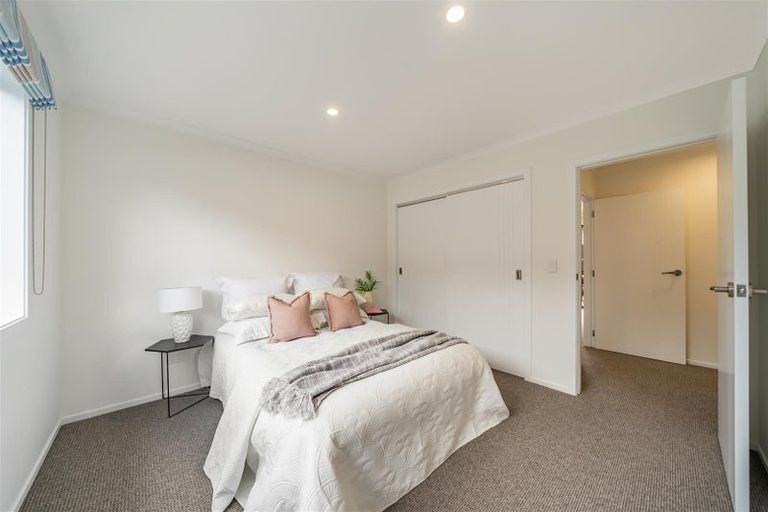 Photo of property in 11 Buddle Road, Wallaceville, Upper Hutt, 5018