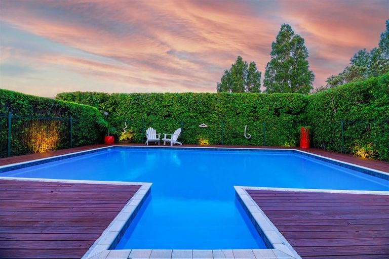 Photo of property in 38 Marywil Crescent, Hillcrest, Auckland, 0627