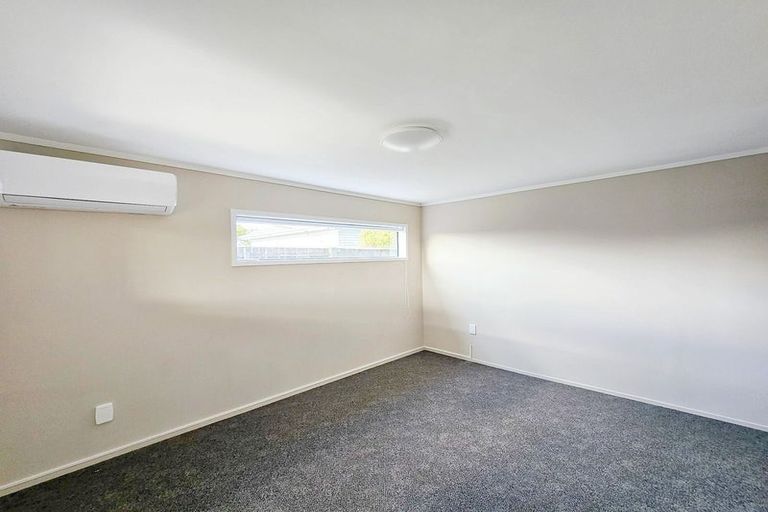 Photo of property in 6/125a Birkdale Road, Birkdale, Auckland, 0626