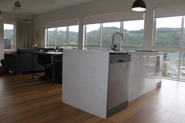 Photo of property in 38b Emerald Hill Drive, Birchville, Upper Hutt, 5018