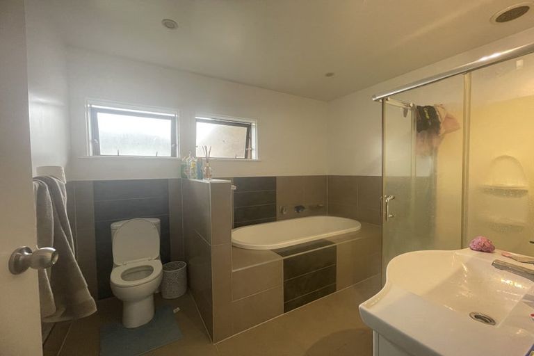 Photo of property in 4 Oregon Place, Papakura, 2110