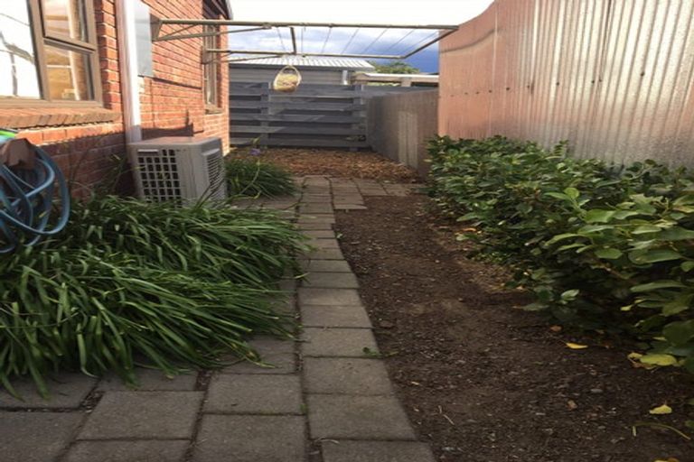 Photo of property in 1/50 Avalon Street, Richmond, Christchurch, 8013