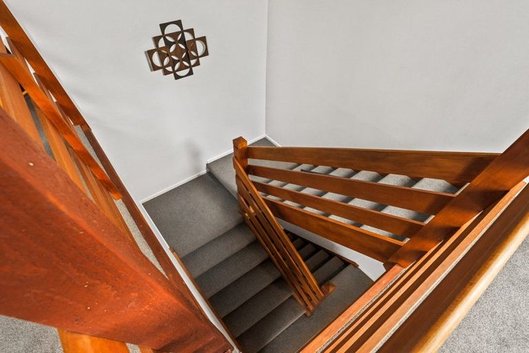 Photo of property in 3/37 Augusta Street, Redcliffs, Christchurch, 8081