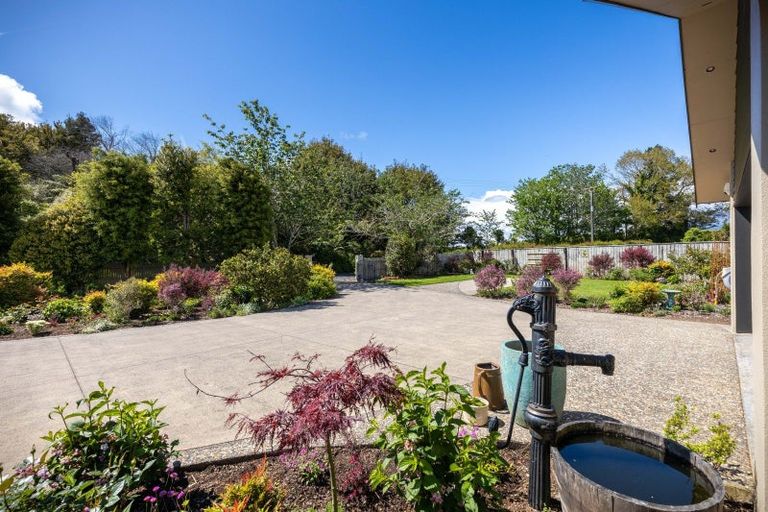 Photo of property in 1058 Mangorei Road, Mangorei, New Plymouth, 4371