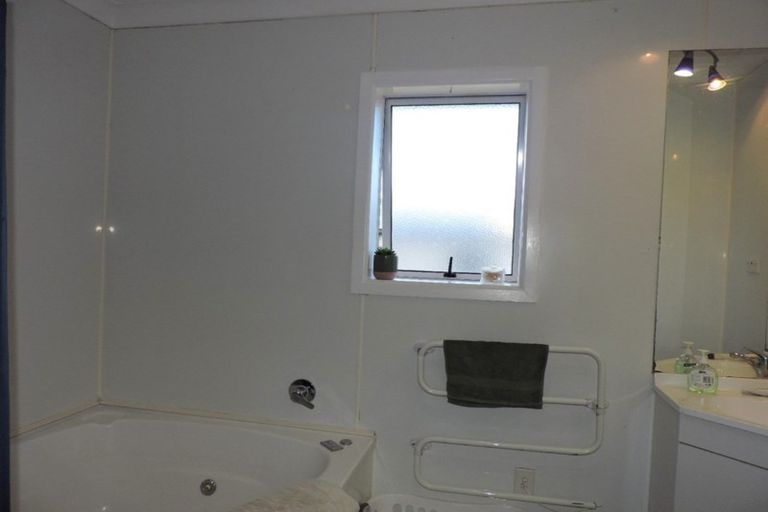 Photo of property in 1 Sarjants Road, Te Puru, Thames, 3575