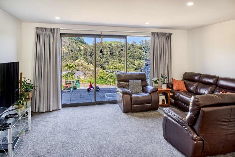 Photo of property in 28 Bee Lane, Whitby, Porirua, 5024