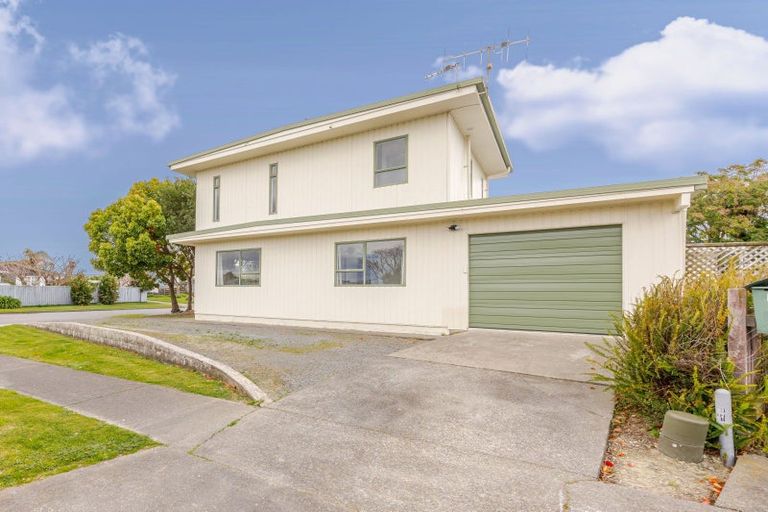 Photo of property in 2 Lomond Place, Tamatea, Napier, 4112