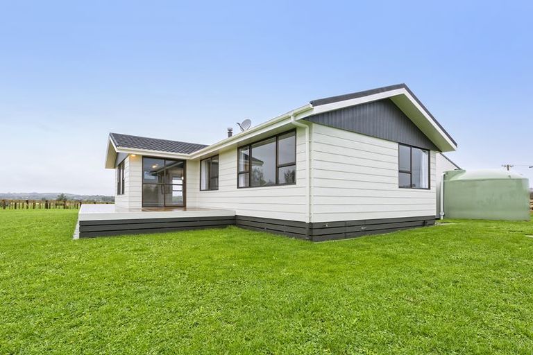 Photo of property in 150 Constable Road, Waiuku, 2683