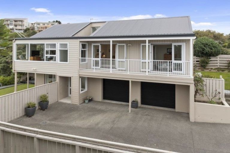 Photo of property in 49 Eskdale Road, Papakowhai, Porirua, 5024