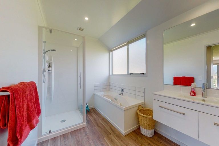 Photo of property in 372 Hauraki Road, Orongo, Thames, 3574