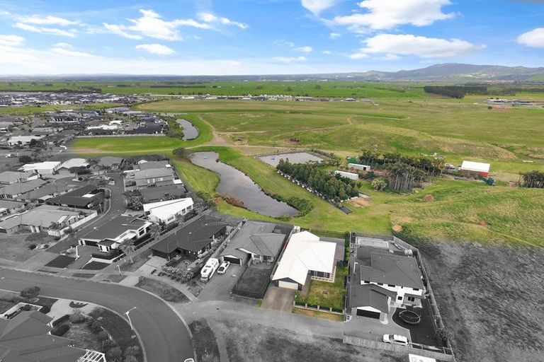 Photo of property in 39 Montia Close, Papamoa Beach, Papamoa, 3118