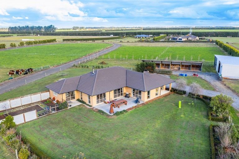 Photo of property in 1353 South Eyre Road, Swannanoa, Rangiora, 7476