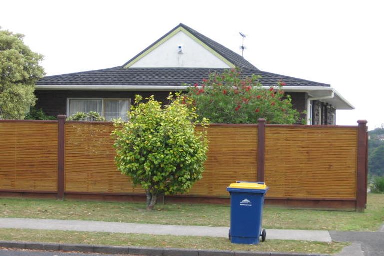 Photo of property in 31 Sartors Avenue, Northcross, Auckland, 0630