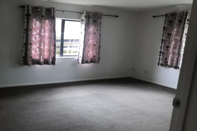Photo of property in 1/44 Miro Street, New Lynn, Auckland, 0600