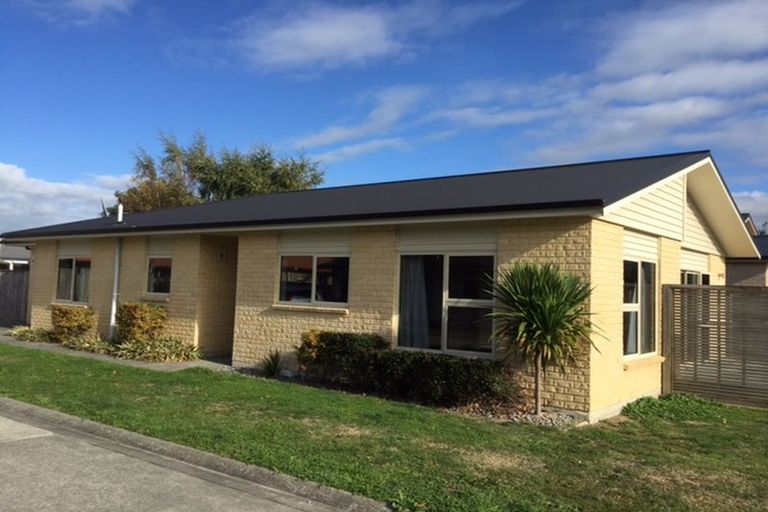 Photo of property in 40a William Wong Place, Carterton, 5713