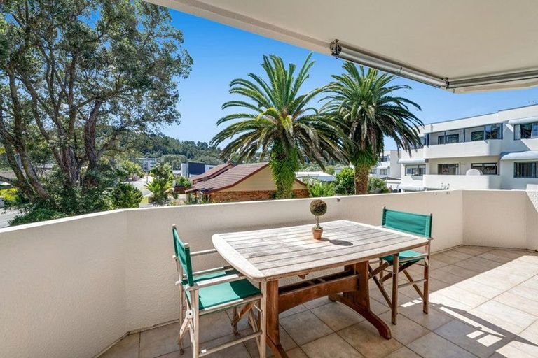 Photo of property in 7c Puriri Avenue, Orewa, 0931