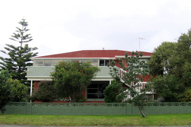 Photo of property in 184 Manly Street, Paraparaumu Beach, Paraparaumu, 5032