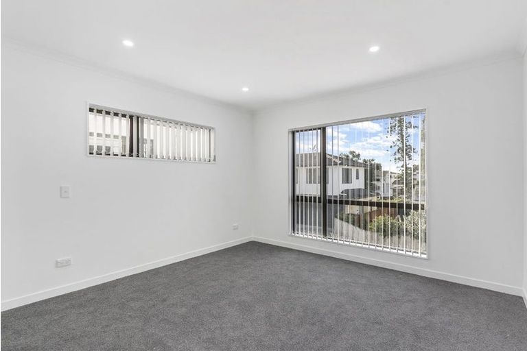 Photo of property in 127b Russell Road, Manurewa, Auckland, 2102