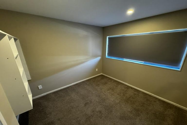 Photo of property in 49c Riverton Drive, Randwick Park, Auckland, 2105