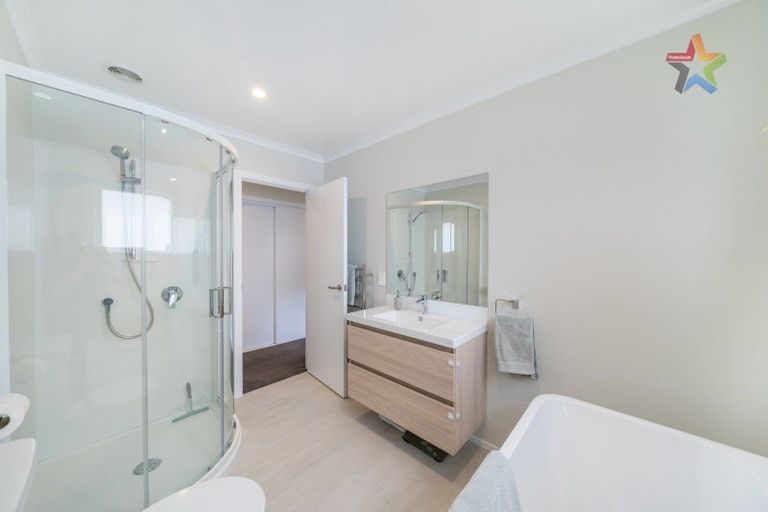 Photo of property in 169 Waipounamu Drive, Kelson, Lower Hutt, 5010