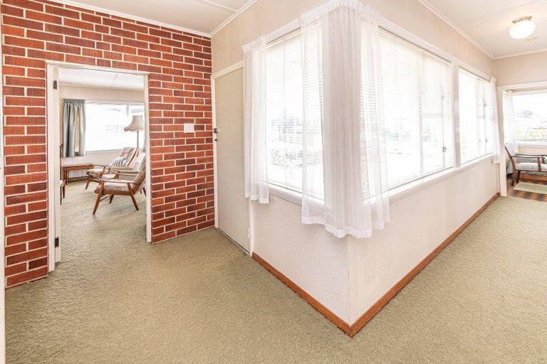 Photo of property in 46 Hadfield Crescent, College Estate, Whanganui, 4500