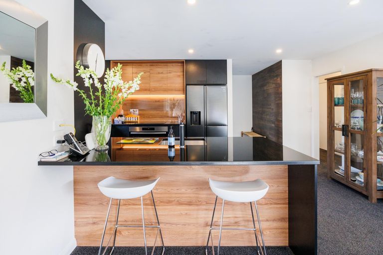 Photo of property in 21b Stewart Crescent, Hokowhitu, Palmerston North, 4410