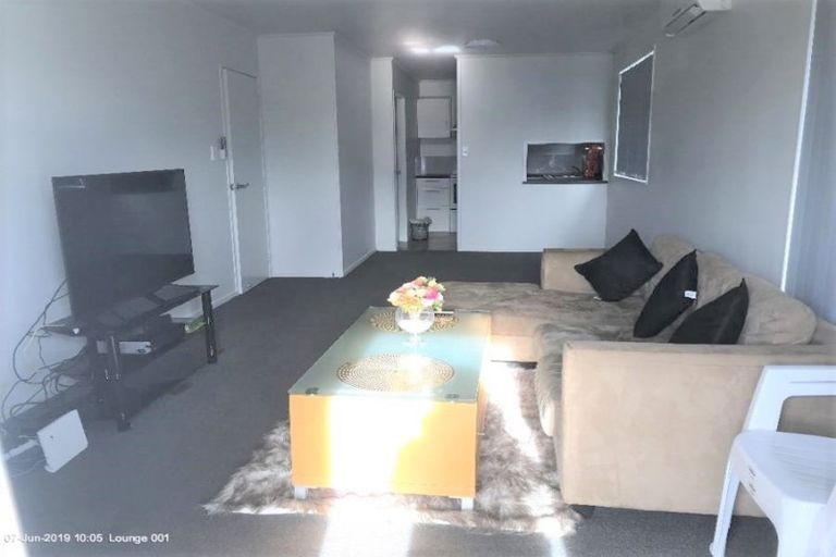 Photo of property in 1/12 Norrie Smith Avenue, Flat Bush, Auckland, 2023