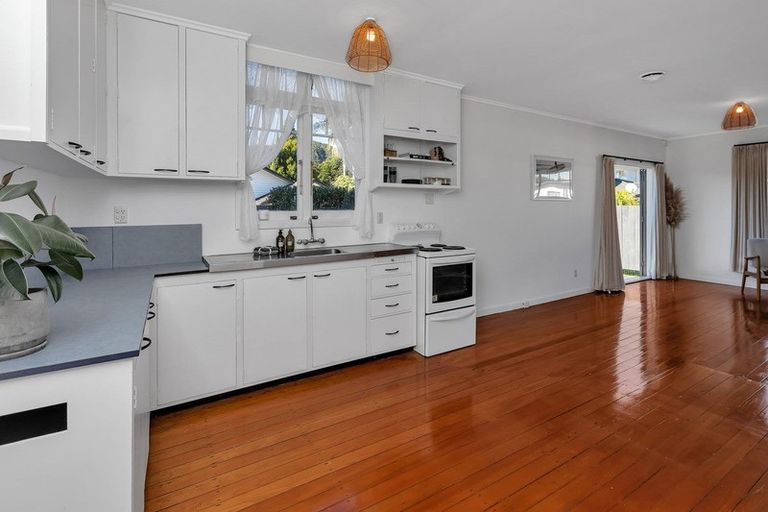 Photo of property in 3/96 Mill Road, Kensington, Whangarei, 0112
